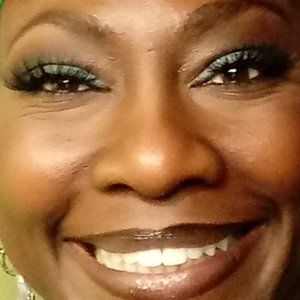 Meet your Posher, Ebony